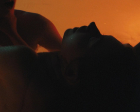 Imogen Poots - Mobile Homes (2017)