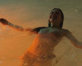 Imogen Poots - Mobile Homes (2017)