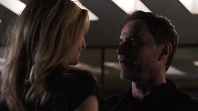 Holly Hunter - Here and Now (s01, 2018)