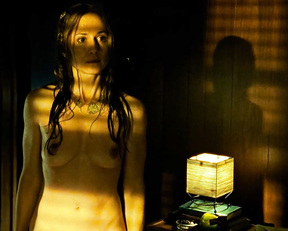 Holly Hunter - Thirteen (2003)