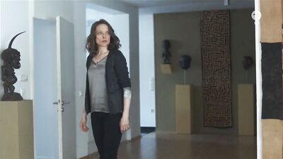 Anne Ratte-Polle - Tatort: Narben (2016, labia scene)