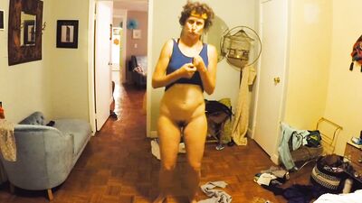 Alex Auder - High Maintenance (s02, 2018)