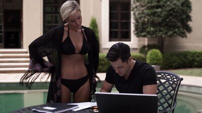 Nicky Whelan - Satisfaction USA (2014, s01)