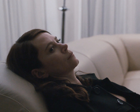 Louisa Krause, Anna Friel nude in The Girlfriend Experience (s02 e09, 2017)