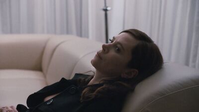 Louisa Krause, Anna Friel nude in The Girlfriend Experience (s02 e09, 2017)