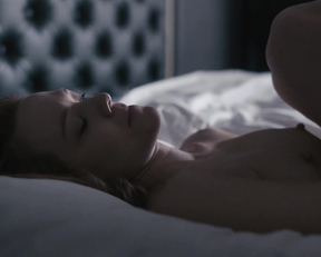 Anna Friel, Louisa Krause - The Girlfriend Experience (s02 e07, 2017)