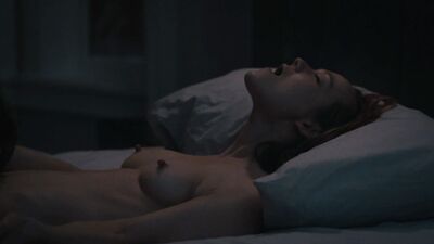 Anna Friel, Louisa Krause - The Girlfriend Experience (s02 e07, 2017)