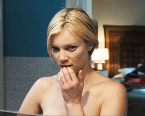 Amy Smart - Mirrors (2008)