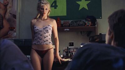 Amy Smart - Road Trip (2000)