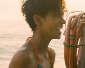 Halle Berry - Dark Tide (2012)