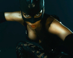 Halle Berry - Catwoman (2004)