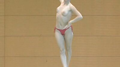 Claudia Presăcan - Gold Bird (2002)