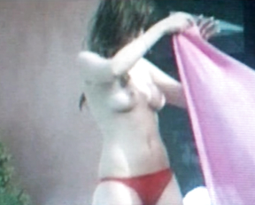 Ludivine Sagnier, Florence Loiret-Caille - Une aventure (2005)