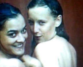 Ludivine Sagnier, Florence Loiret-Caille - Une aventure (2005)