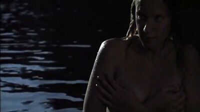 Ludivine Sagnier - Les Frères Hélias (2002)