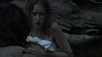 Ludivine Sagnier - Les Frères Hélias (2002)