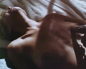 Kelly McGillis - Cat Chaser (1989)