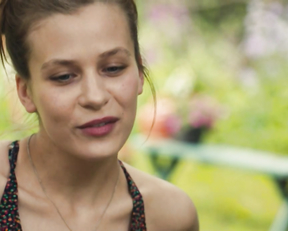 Marisa Tomei, Isabelle McNally nude in Loitering with Intent (2014)