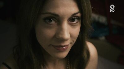 Ulrike C. Tscharre - Tatort: Der Himmel ist ein Platz auf Erden (2015)