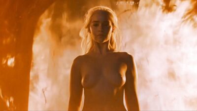Emilia Clarke - Game of Thrones (s06, 2016)