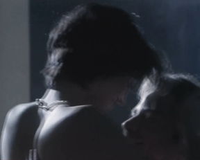 Catherine Bell - Hot Line (s03 e03, 1996)