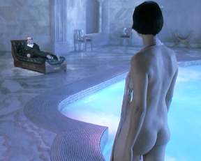 Catherine Bell - Death Becomes Her (1992)