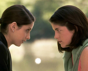 Sarah Michelle Gellar, Selma Blair - Cruel Intentions (1999)