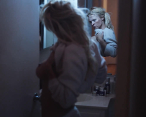Pamela Anderson - Connected (2016)