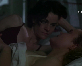 Radha Mitchell, Ally Sheedy - High Art (1998)