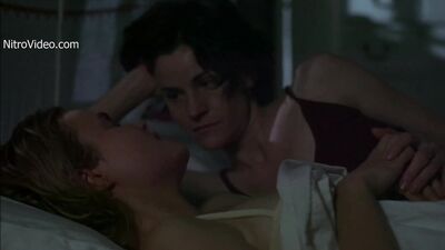 Radha Mitchell, Ally Sheedy - High Art (1998)