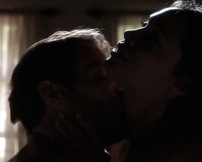 Rosario Dawson - Unforgettable (2017)