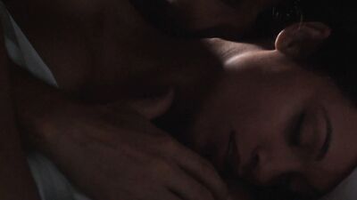Rosario Dawson - Unforgettable (2017)