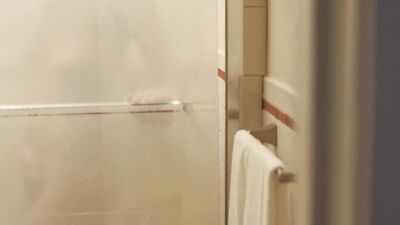 Yvonne Strahovski - Manhattan Night (2016)