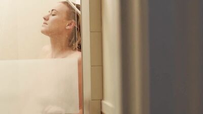 Yvonne Strahovski - Manhattan Night (2016)