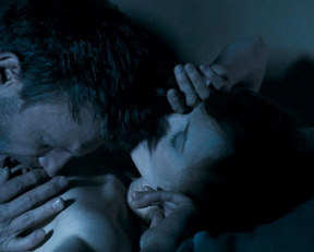 Vera Farmiga - In Tranzit (2008)