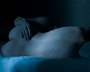 Vera Farmiga - In Tranzit (2008)