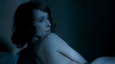 Vera Farmiga - In Tranzit (2008)