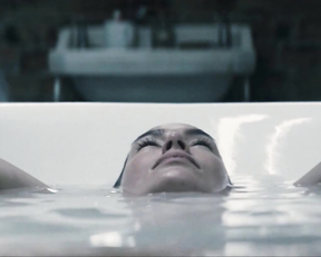 Lena Headey, Michelle Duncan - The Broken (2008)