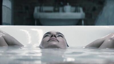 Lena Headey, Michelle Duncan - The Broken (2008)