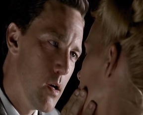 Natasha Henstridge - Bela Donna (1998)