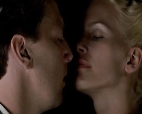 Natasha Henstridge - Bela Donna (1998)