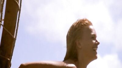 Natasha Henstridge - Bela Donna (1998)