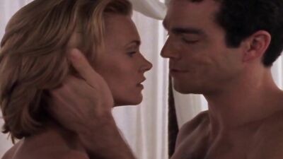 Natasha Henstridge - The Outer Limits (s03e01, 1997)
