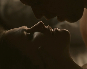 Anna Paquin - Bellevue (s1e07 2017)