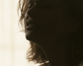 Anna Paquin - Bellevue (s1e07 2017)