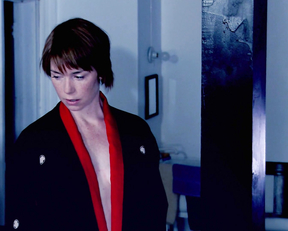 Julianne Nicholson, Julienne Hanzelka Kim - Shadows & Lies (2010)