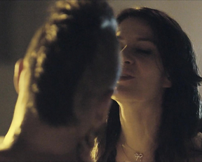 Maja Ostaszewska - Pitbull. Niebezpieczne kobiety (2016)