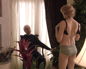 Daryl Hannah - The Job (2003)