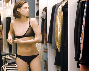 Kristen Stewart - Personal Shopper  (2016)