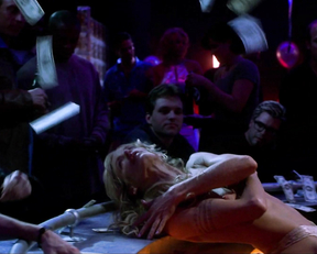 Daryl Hannah - Dancing at the Blue Iguana (2000)